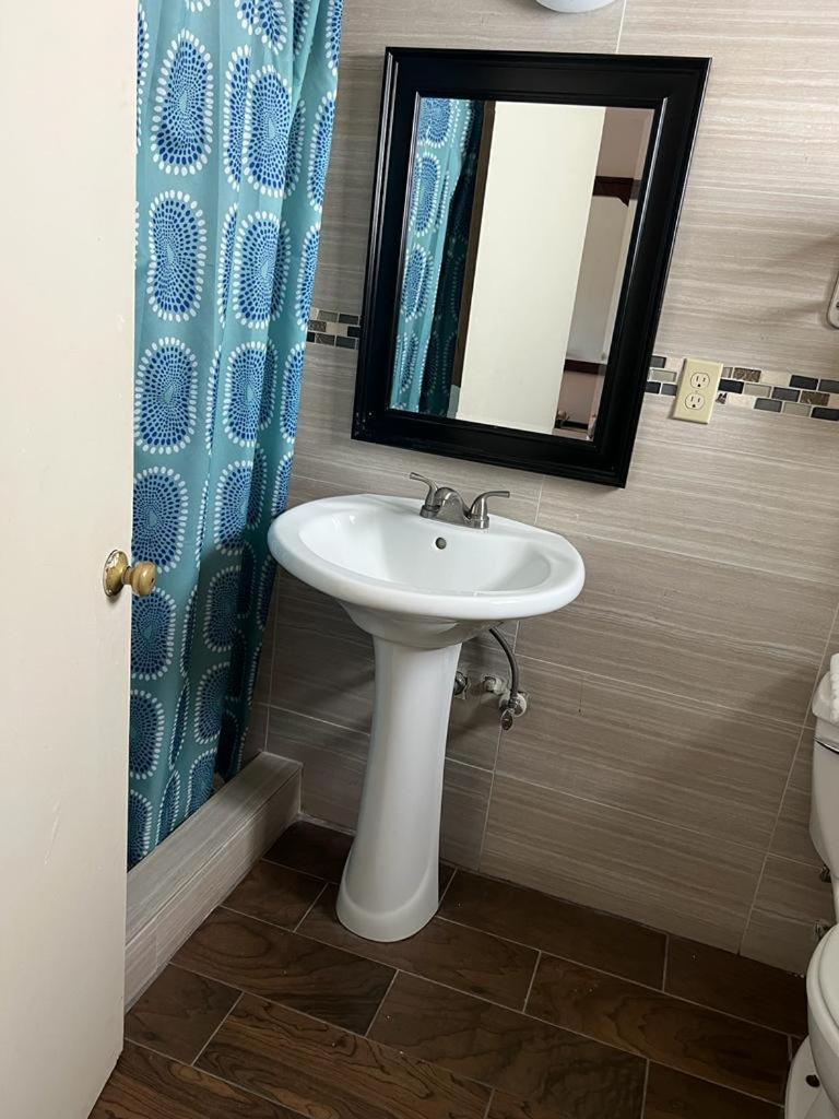Aaron Motel Портленд Экстерьер фото
